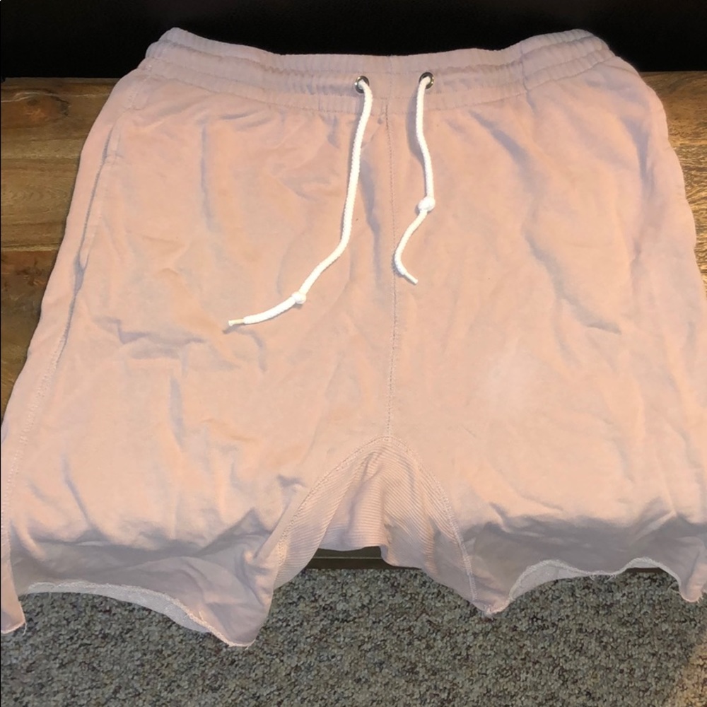 Men’s urban shorts violet color